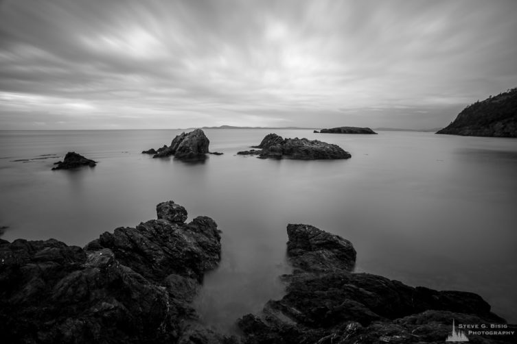 Rocky Coastline, Rosario Head, Deception Pass State Park, Washington ...